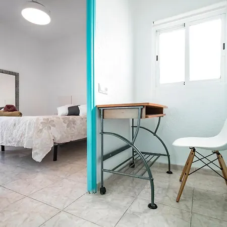 Appartamento Penthouse With Terrace In The Heart Of Valenza Esterno foto