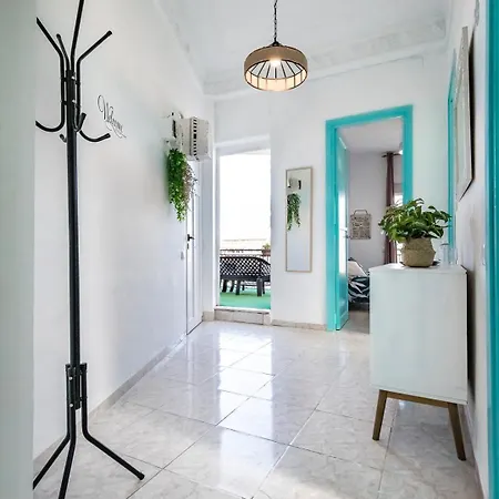 Appartamento Penthouse With Terrace In The Heart Of Valenza Esterno foto